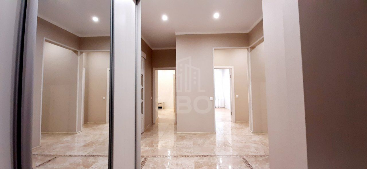 четырехкомнатная квартира в Санкт-Петербурге по адресу: Киевская ул., 3, к 2, литера И