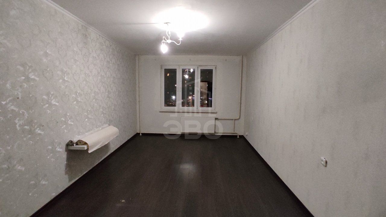 трехкомнатная квартира в Санкт-Петербурге по адресу: Коллонтай ул., 5, к 1