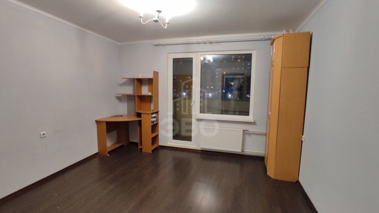 трехкомнатная квартира в Санкт-Петербурге по адресу: Коллонтай ул., 5, к 1