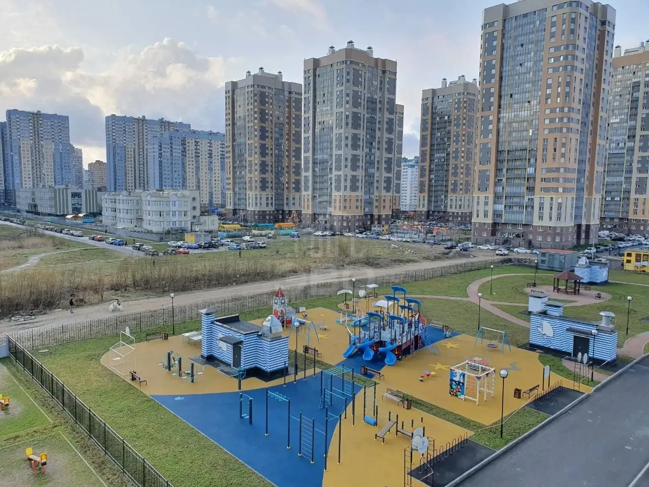 однокомнатная квартира в Санкт-Петербурге по адресу: Яхтенная ул., 28, к 1