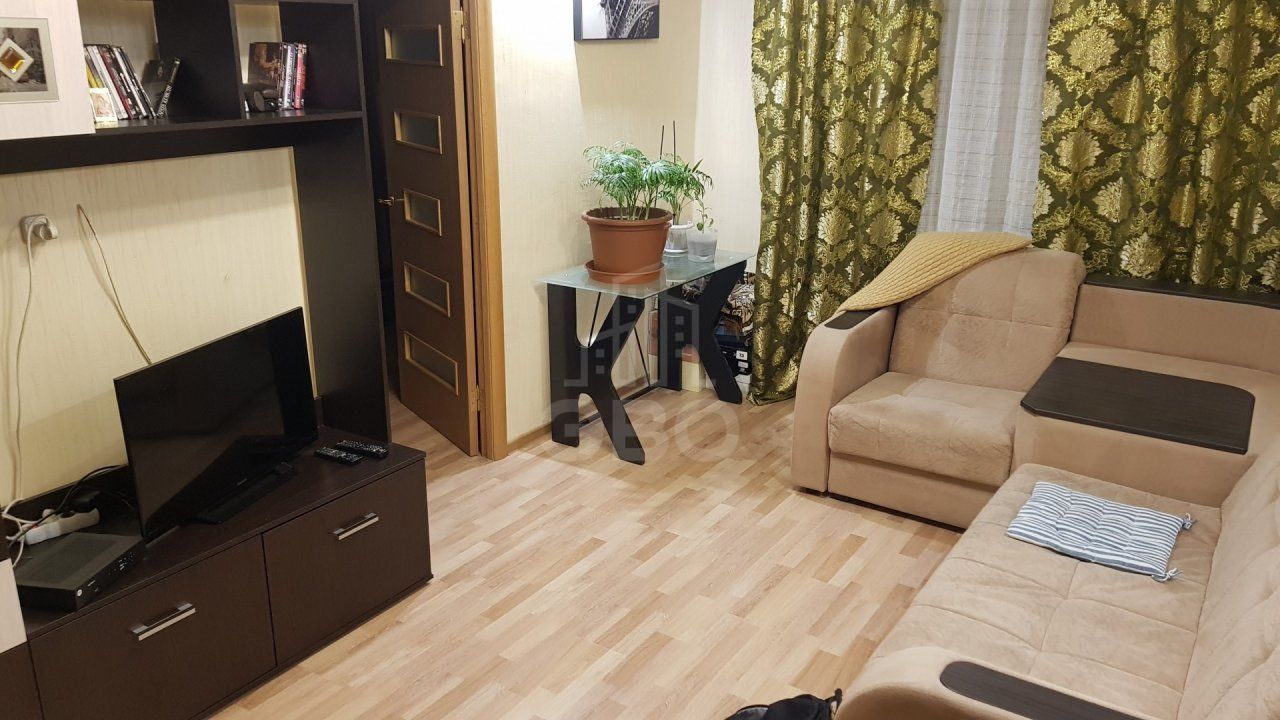 трехкомнатная квартира в Санкт-Петербурге по адресу: Авангардная ул., 5