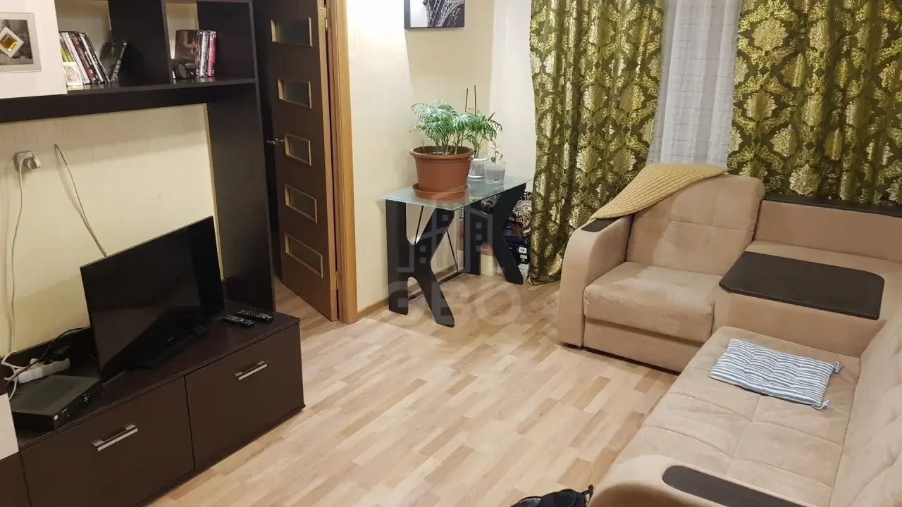 трехкомнатная квартира в Санкт-Петербурге по адресу: Авангардная ул., 5