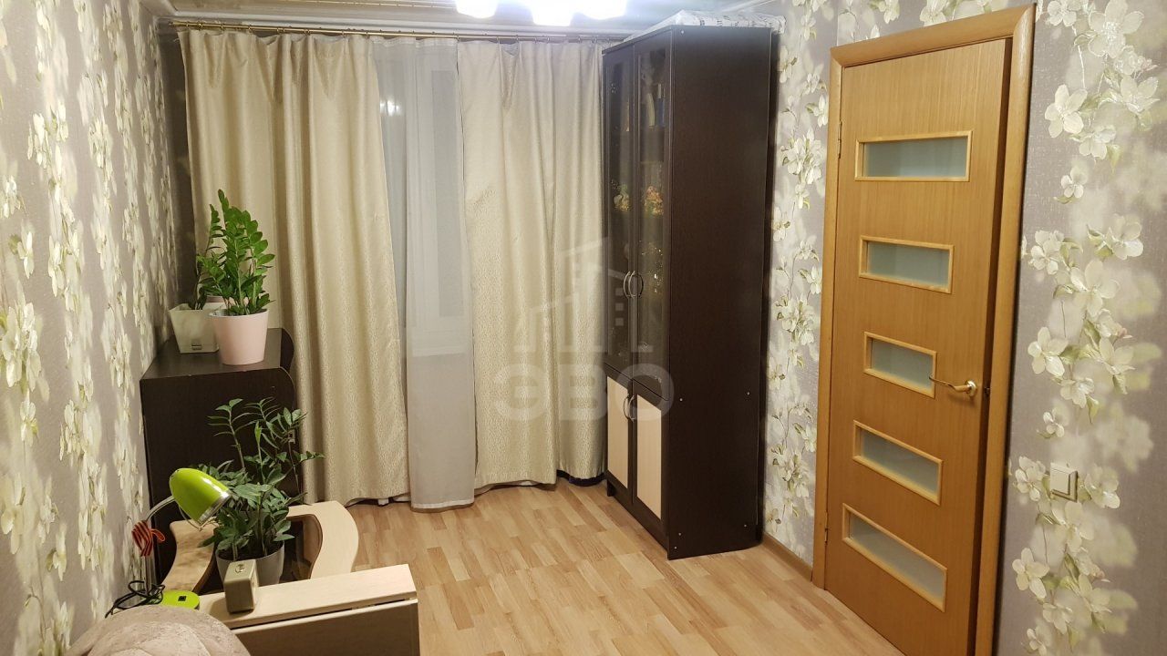 трехкомнатная квартира в Санкт-Петербурге по адресу: Авангардная ул., 5