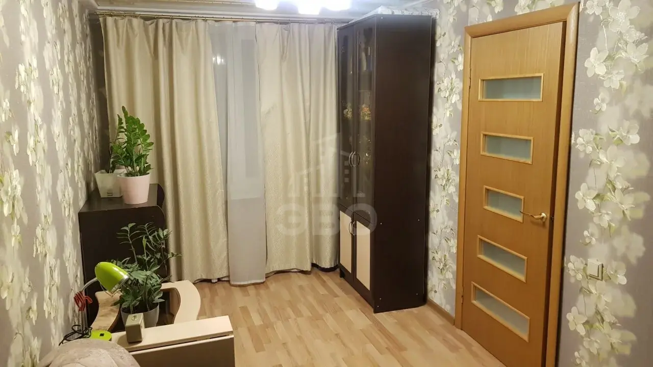 трехкомнатная квартира в Санкт-Петербурге по адресу: Авангардная ул., 5