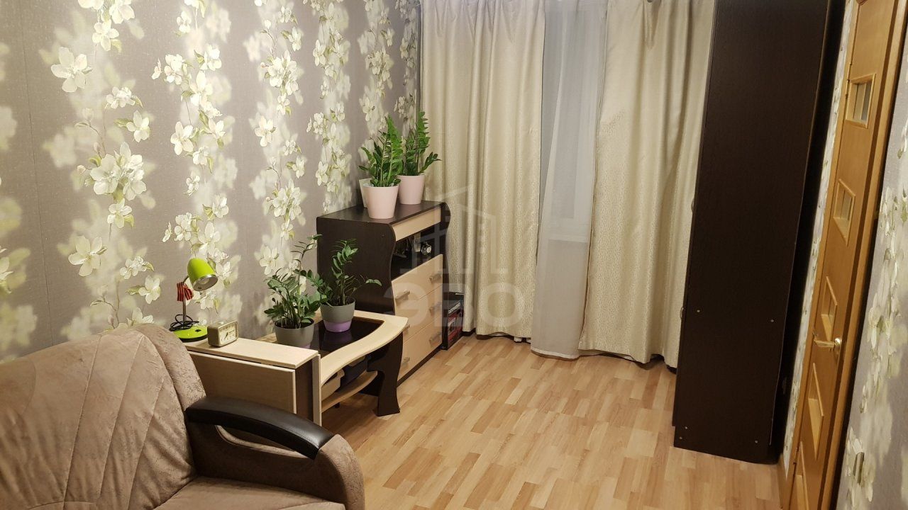 трехкомнатная квартира в Санкт-Петербурге по адресу: Авангардная ул., 5