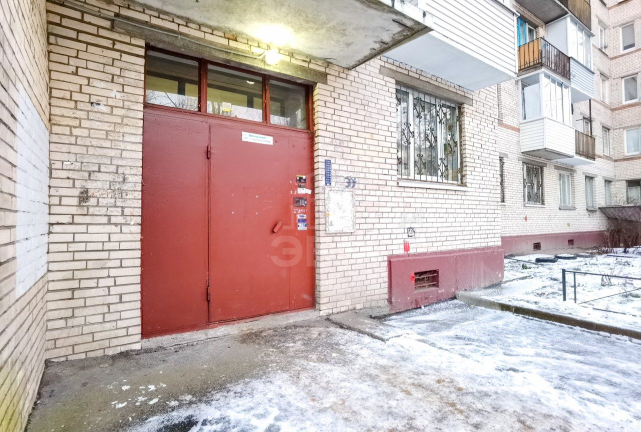 двухкомнатная квартира в Санкт-Петербурге по адресу: Космонавтов проспект, 64, литера А