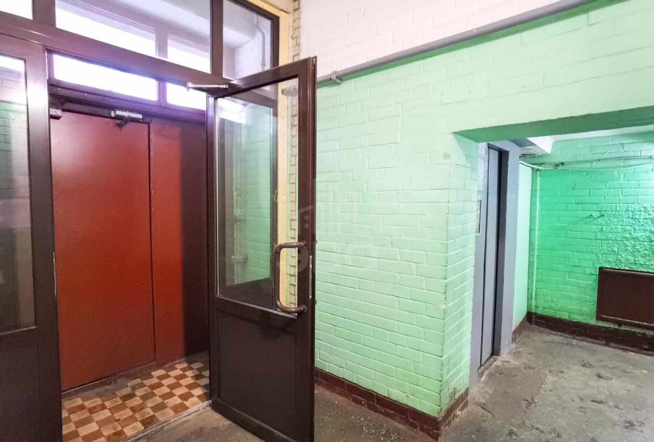 двухкомнатная квартира в Санкт-Петербурге по адресу: Космонавтов проспект, 64, литера А