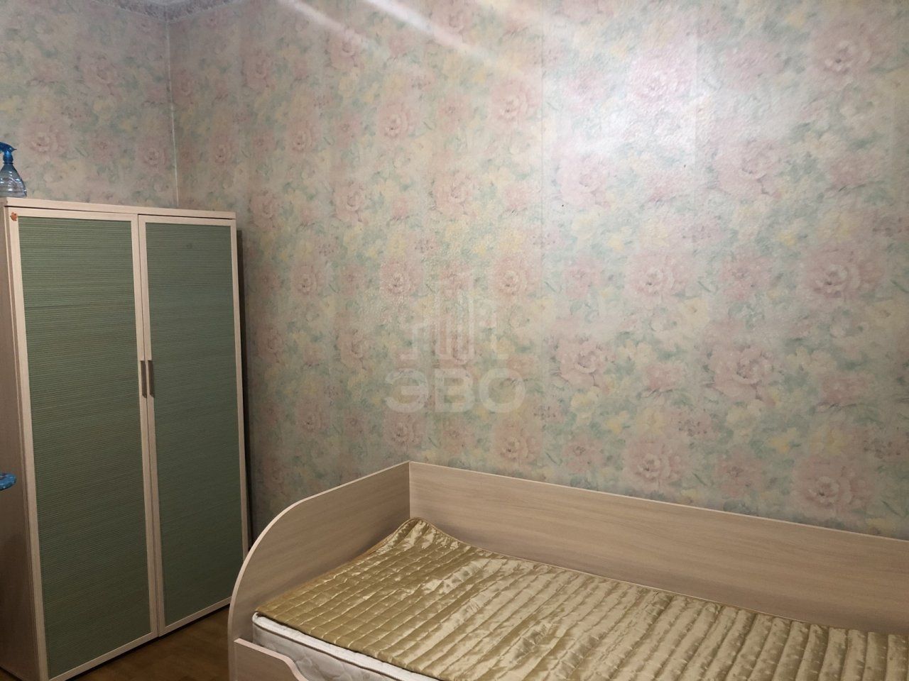 четырехкомнатная квартира в Санкт-Петербурге по адресу: Бассейная ул., 61