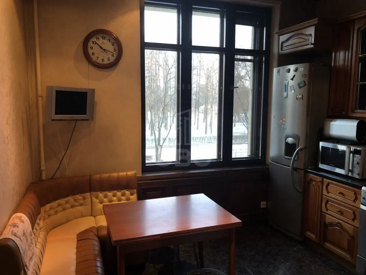 четырехкомнатная квартира в Санкт-Петербурге по адресу: Бассейная ул., 61