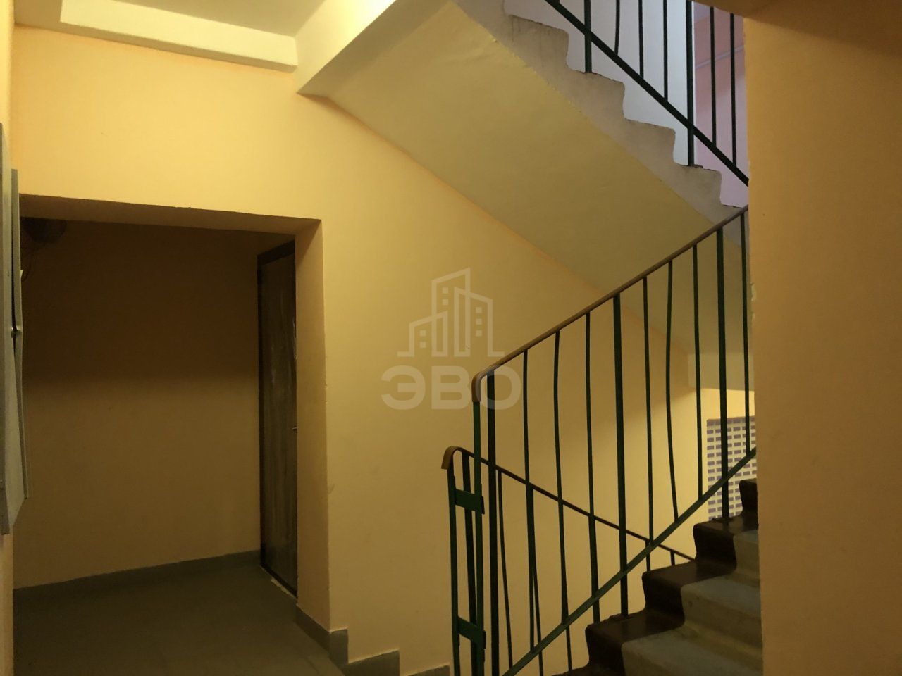 двухкомнатная квартира в Санкт-Петербурге по адресу: Еленинская ул., 24, к 2