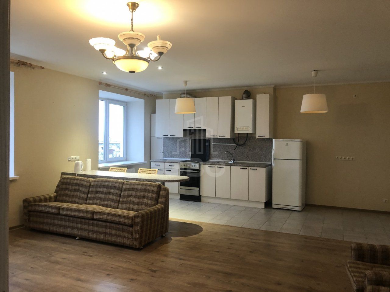 двухкомнатная квартира в Санкт-Петербурге по адресу: Еленинская ул., 24, к 2