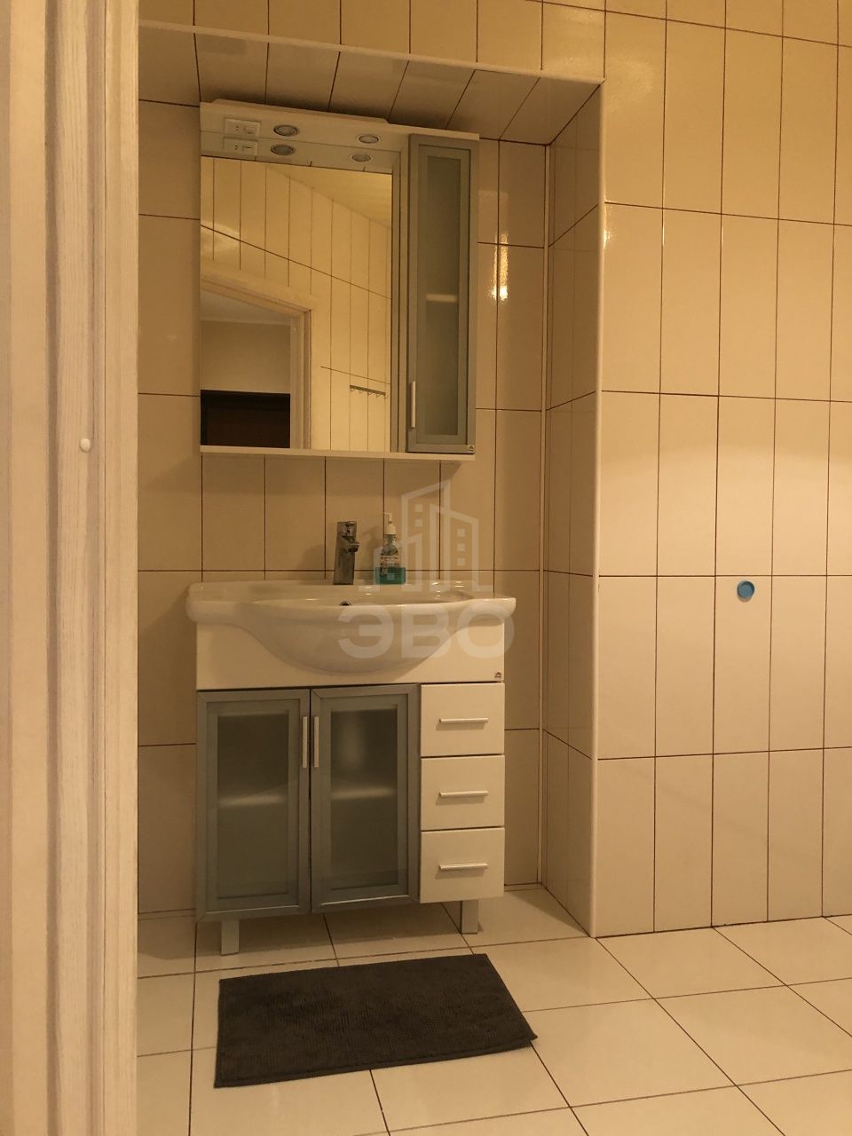 двухкомнатная квартира в Санкт-Петербурге по адресу: Еленинская ул., 24, к 2