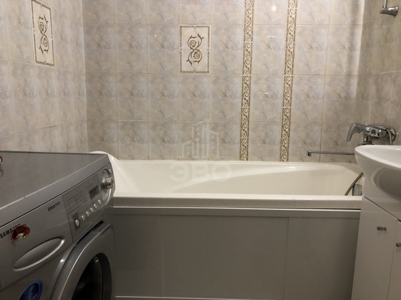 двухкомнатная квартира в Санкт-Петербурге по адресу: Пулковское ш., 24, к 2