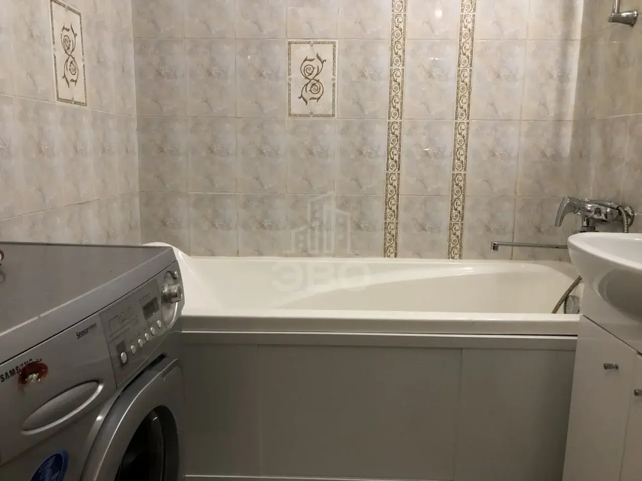 двухкомнатная квартира в Санкт-Петербурге по адресу: Пулковское ш., 24, к 2