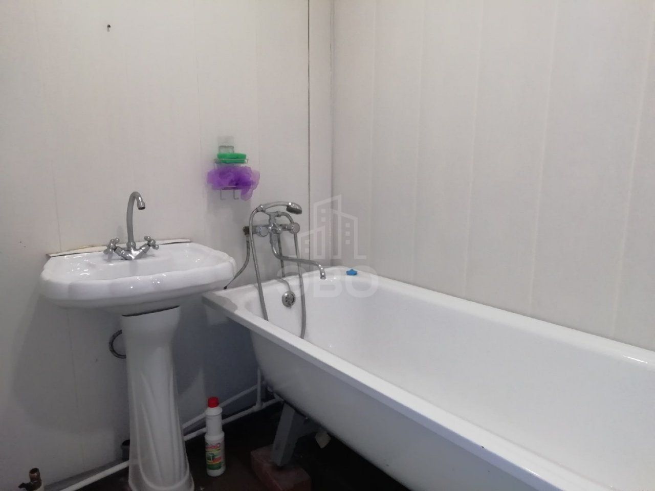 трехкомнатная квартира в Санкт-Петербурге по адресу: Разводная ул., 33