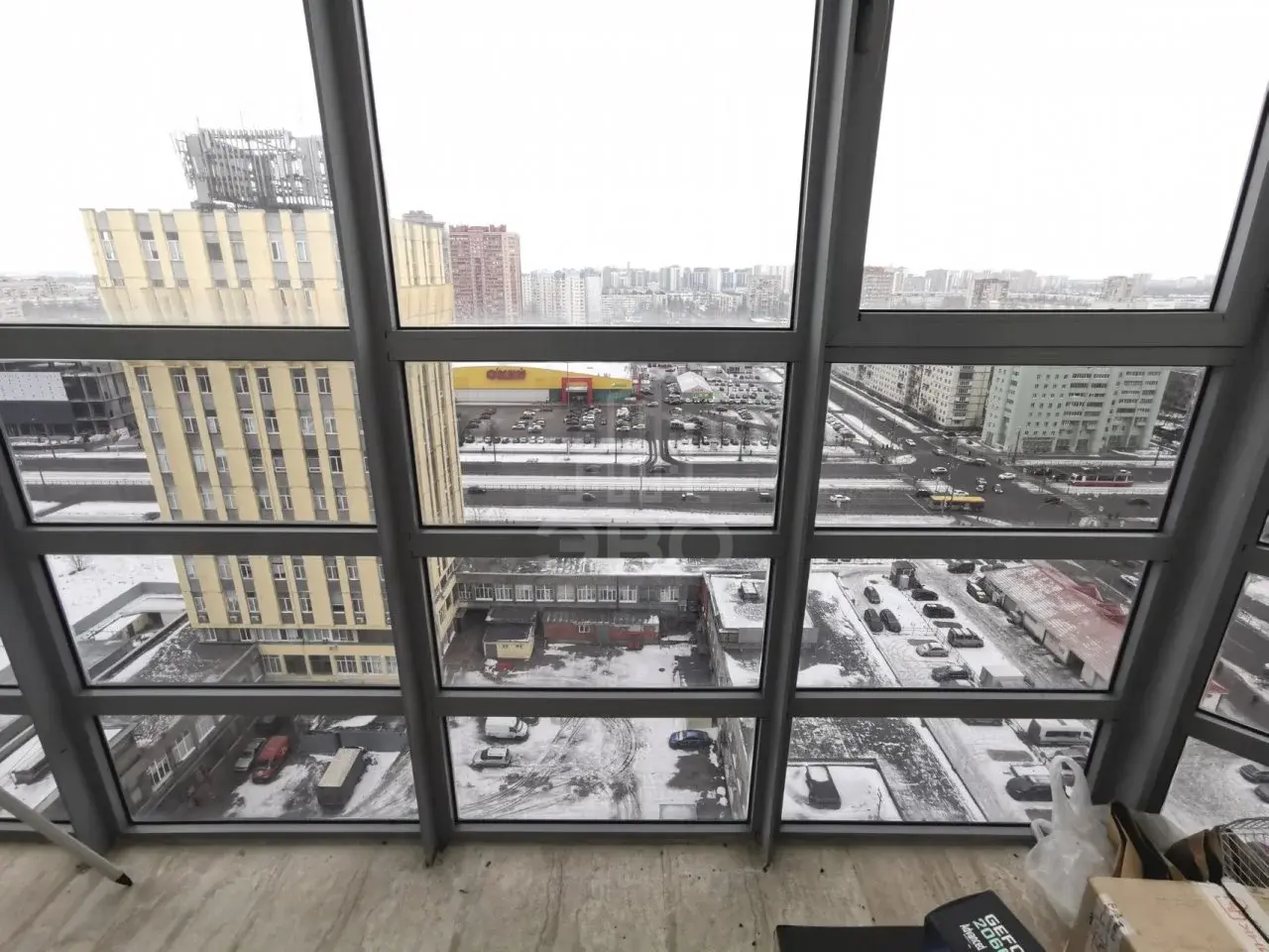 трехкомнатная квартира в Санкт-Петербурге по адресу: Ушинского ул., 14, литера а