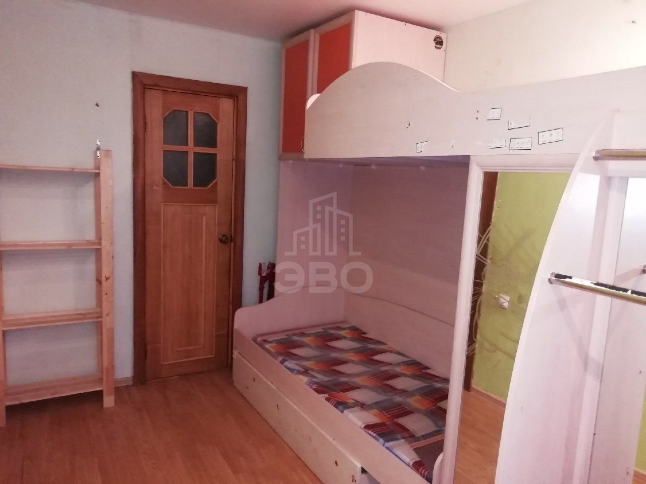 трехкомнатная квартира в Санкт-Петербурге по адресу: Грибоедова ул., 5