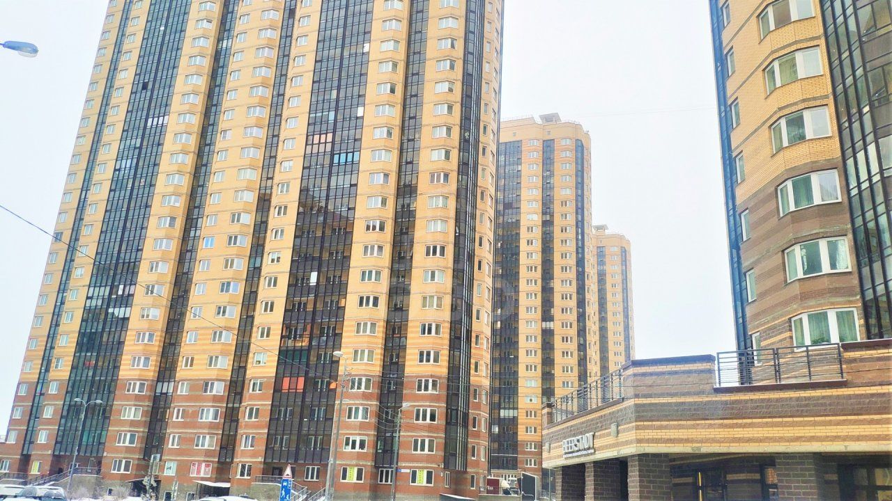 двухкомнатная квартира в Санкт-Петербурге по адресу: Заречная ул., 41