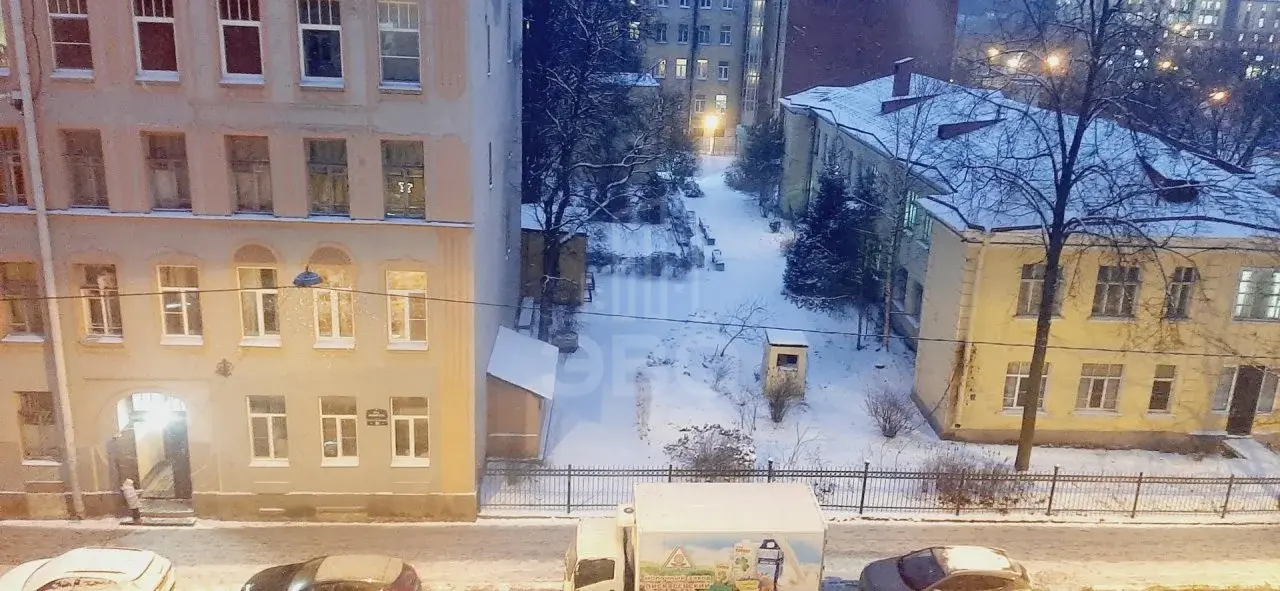 двухкомнатная квартира в Санкт-Петербурге по адресу: 14-я В.О. линия, 97