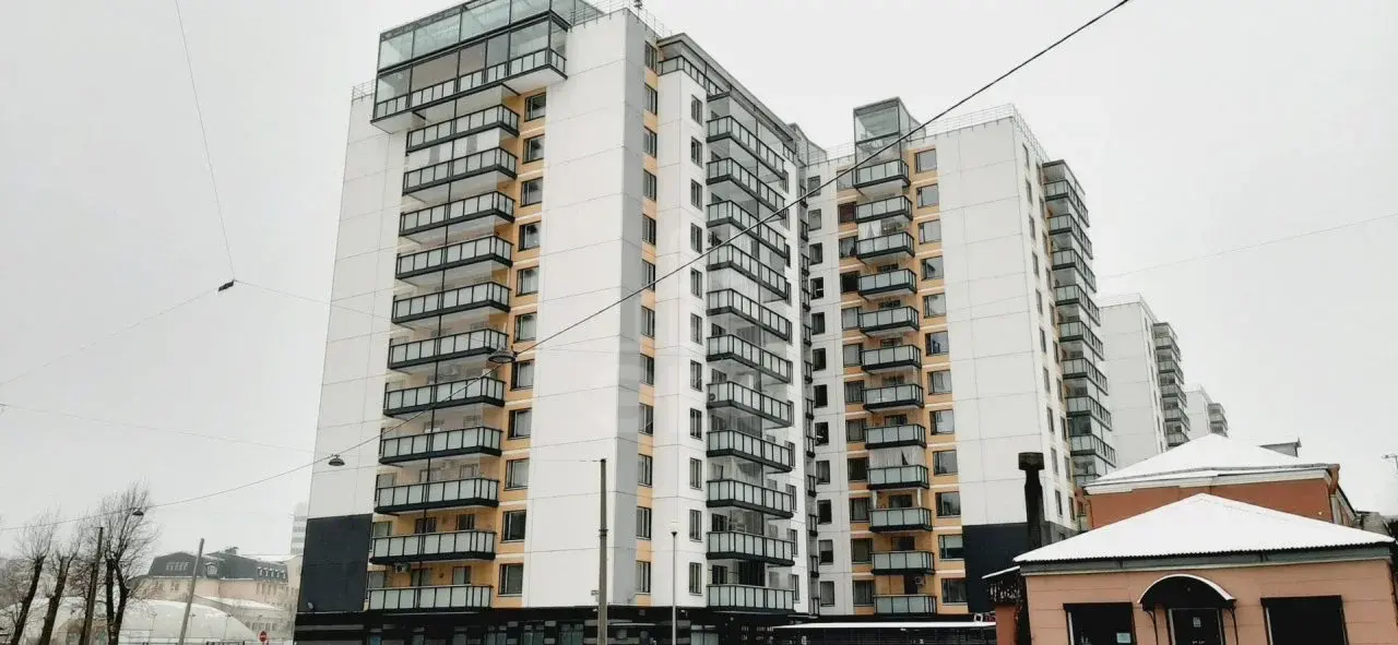трехкомнатная квартира в Санкт-Петербурге по адресу: Реки Смоленки наб., 35, к 1