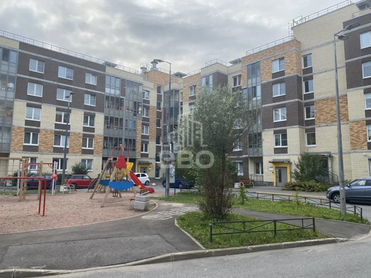 однокомнатная квартира в Санкт-Петербурге по адресу: Юнтоловский проспект, 53, к 1