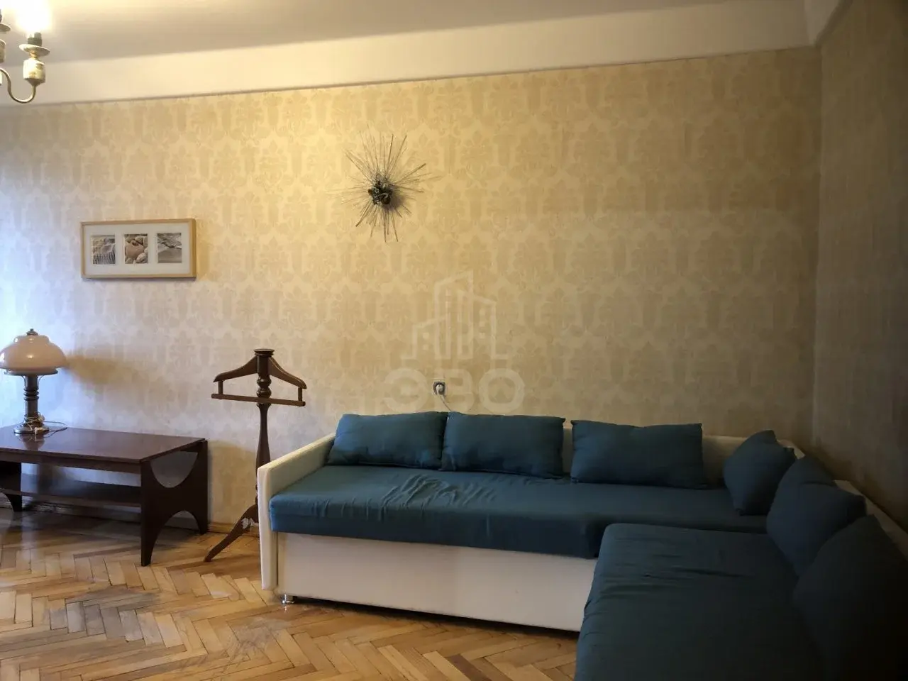 трехкомнатная квартира в Санкт-Петербурге по адресу: Белградская ул., 16