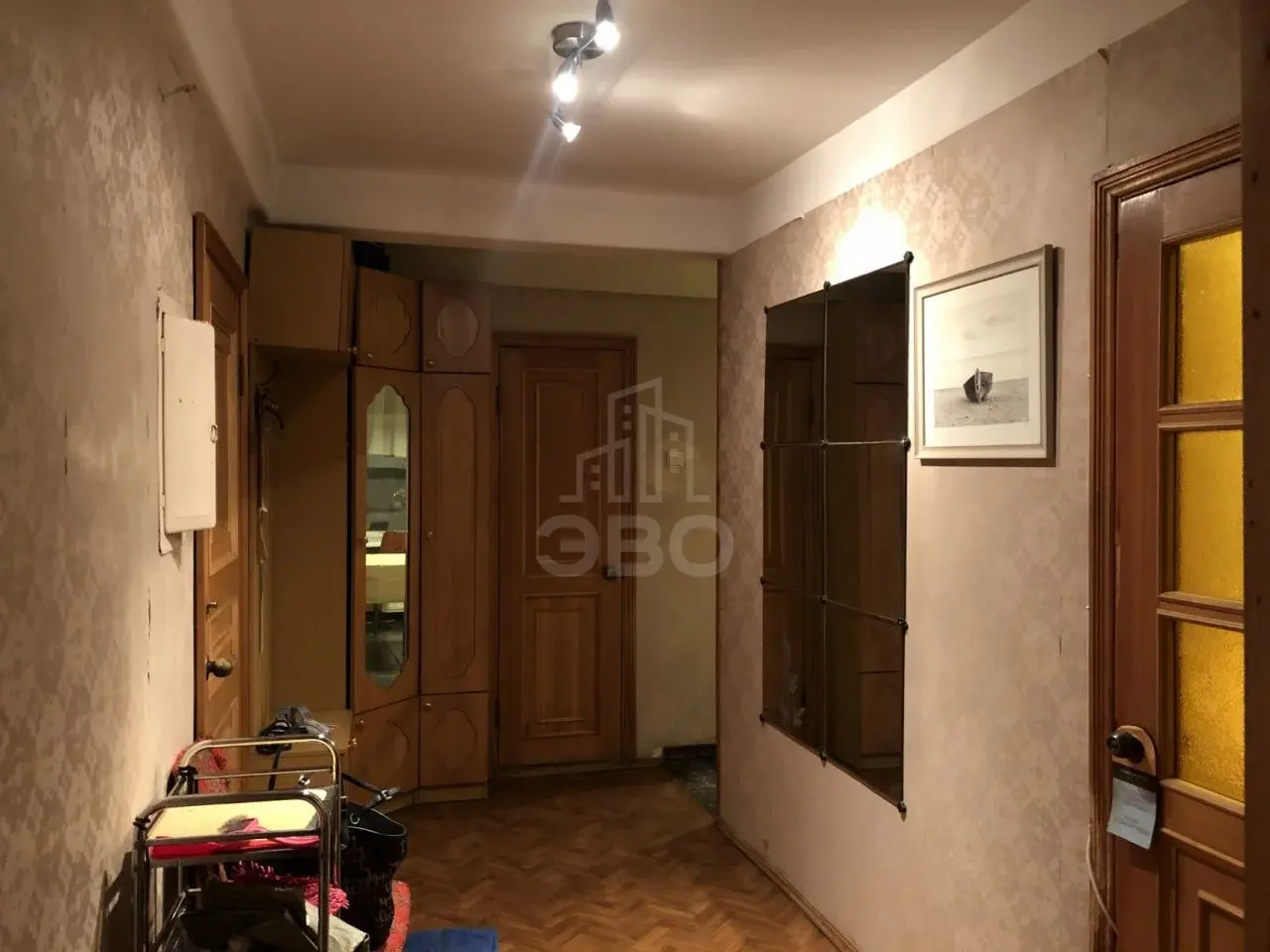 трехкомнатная квартира в Санкт-Петербурге по адресу: Белградская ул., 16