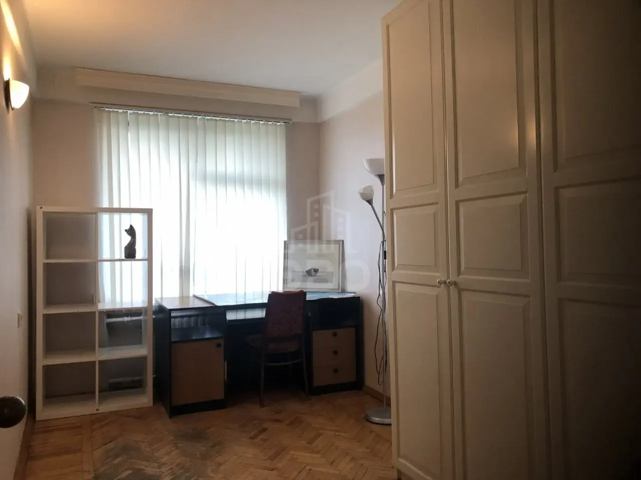 трехкомнатная квартира в Санкт-Петербурге по адресу: Белградская ул., 16