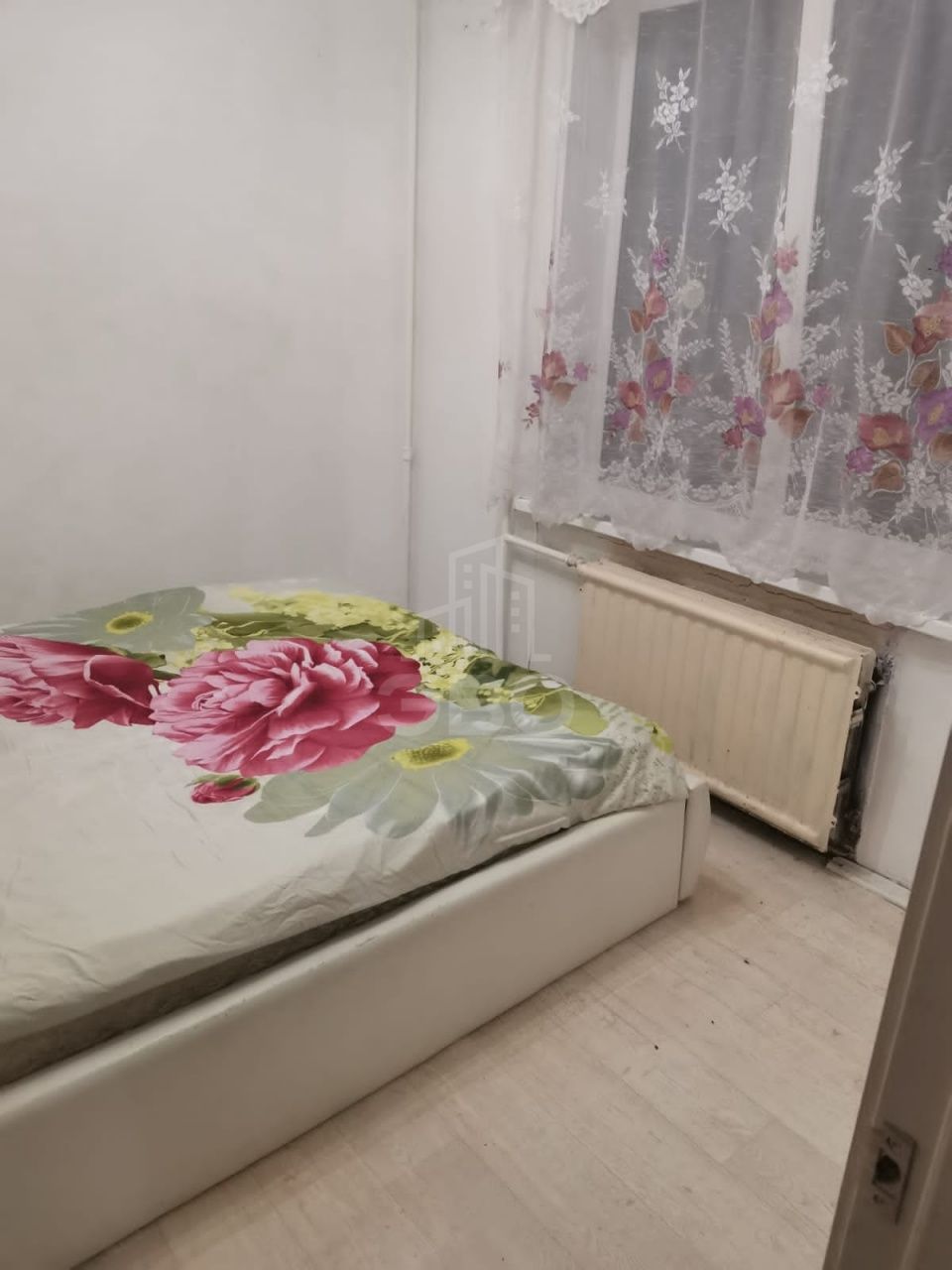 трехкомнатная квартира в Санкт-Петербурге по адресу: Народного Ополчения проспект, 85