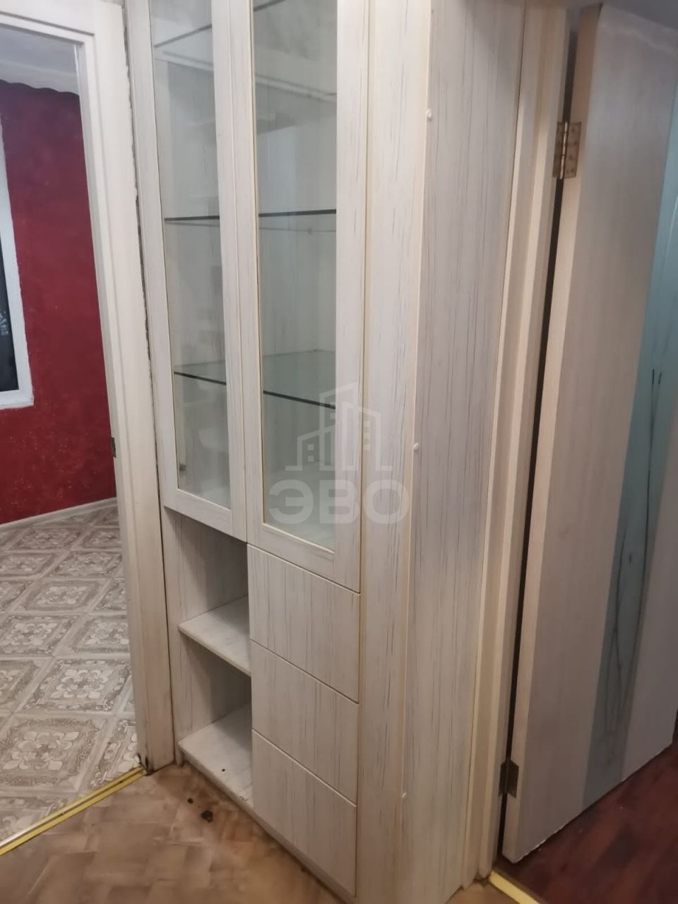 трехкомнатная квартира в Санкт-Петербурге по адресу: Народного Ополчения проспект, 85