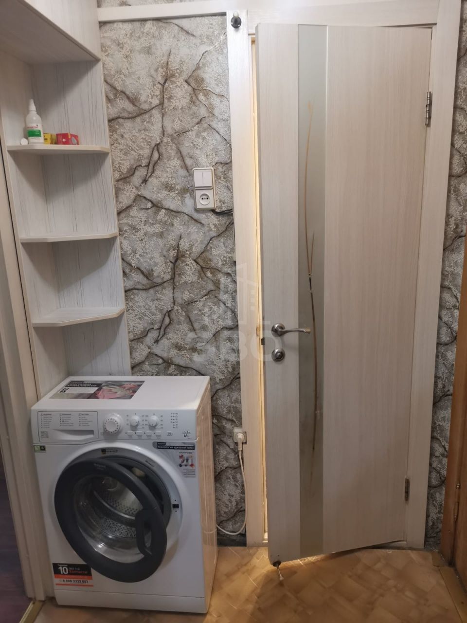 трехкомнатная квартира в Санкт-Петербурге по адресу: Народного Ополчения проспект, 85