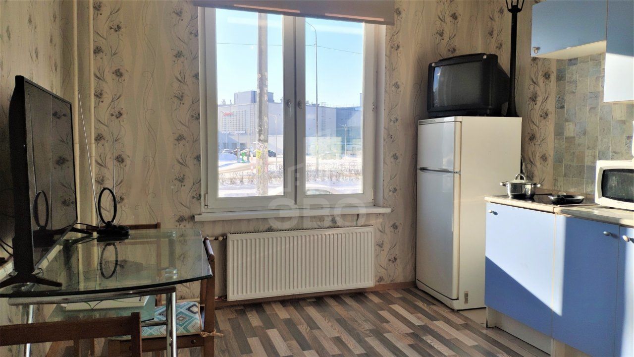 однокомнатная квартира в Санкт-Петербурге по адресу: Ростовская  ул., 22