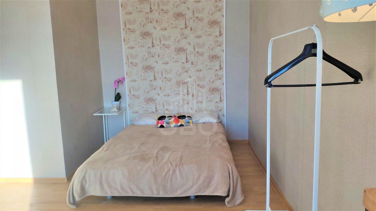 однокомнатная квартира в Санкт-Петербурге по адресу: Ростовская  ул., 22