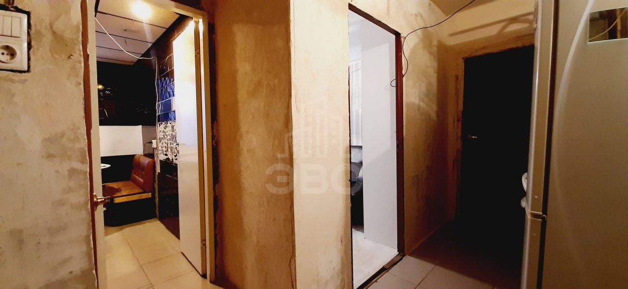 комната в Санкт-Петербурге по адресу: Симонова ул., 9, к 3