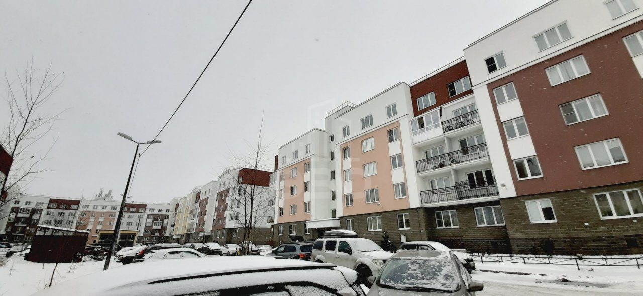 однокомнатная квартира в Санкт-Петербурге по адресу: Юнтоловский проспект, 49, к 7