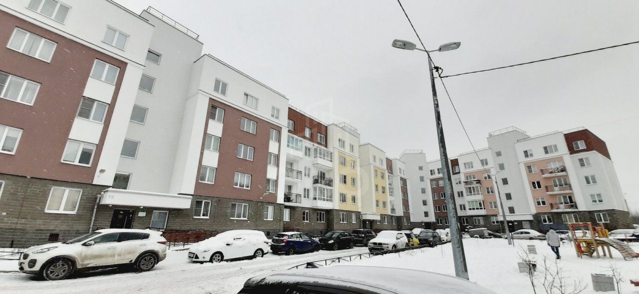 однокомнатная квартира в Санкт-Петербурге по адресу: Юнтоловский проспект, 49, к 7