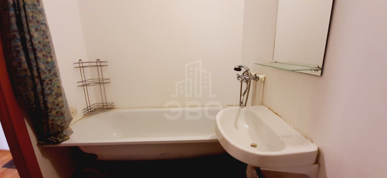 однокомнатная квартира в Санкт-Петербурге по адресу: Юнтоловский проспект, 49, к 7