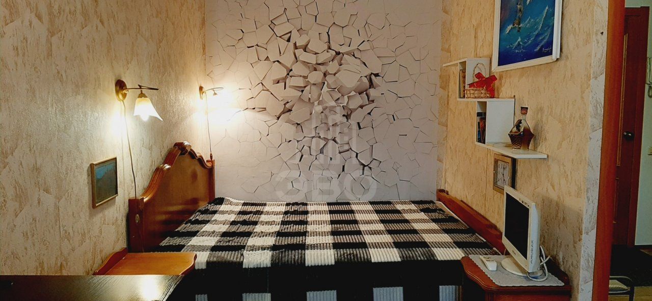 однокомнатная квартира в Санкт-Петербурге по адресу: Большевиков проспект, 15, к 1