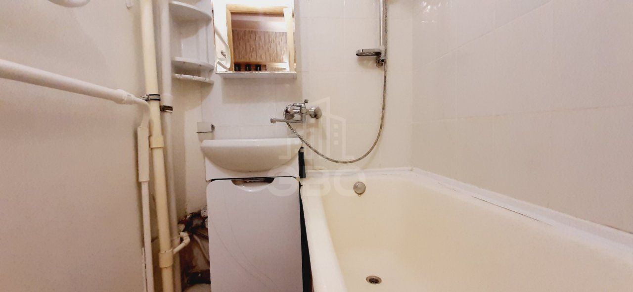 однокомнатная квартира в Санкт-Петербурге по адресу: Большевиков проспект, 15, к 1