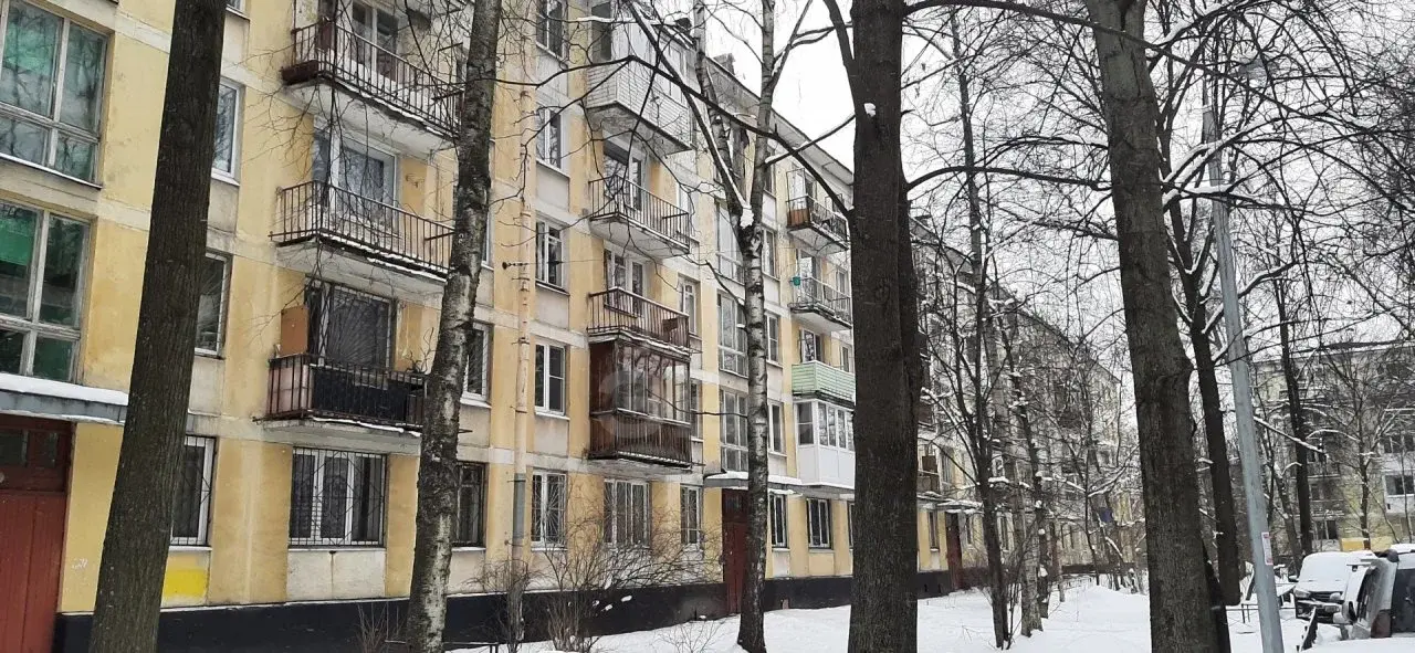трехкомнатная квартира в Санкт-Петербурге по адресу: Варшавская ул., 41, к 2