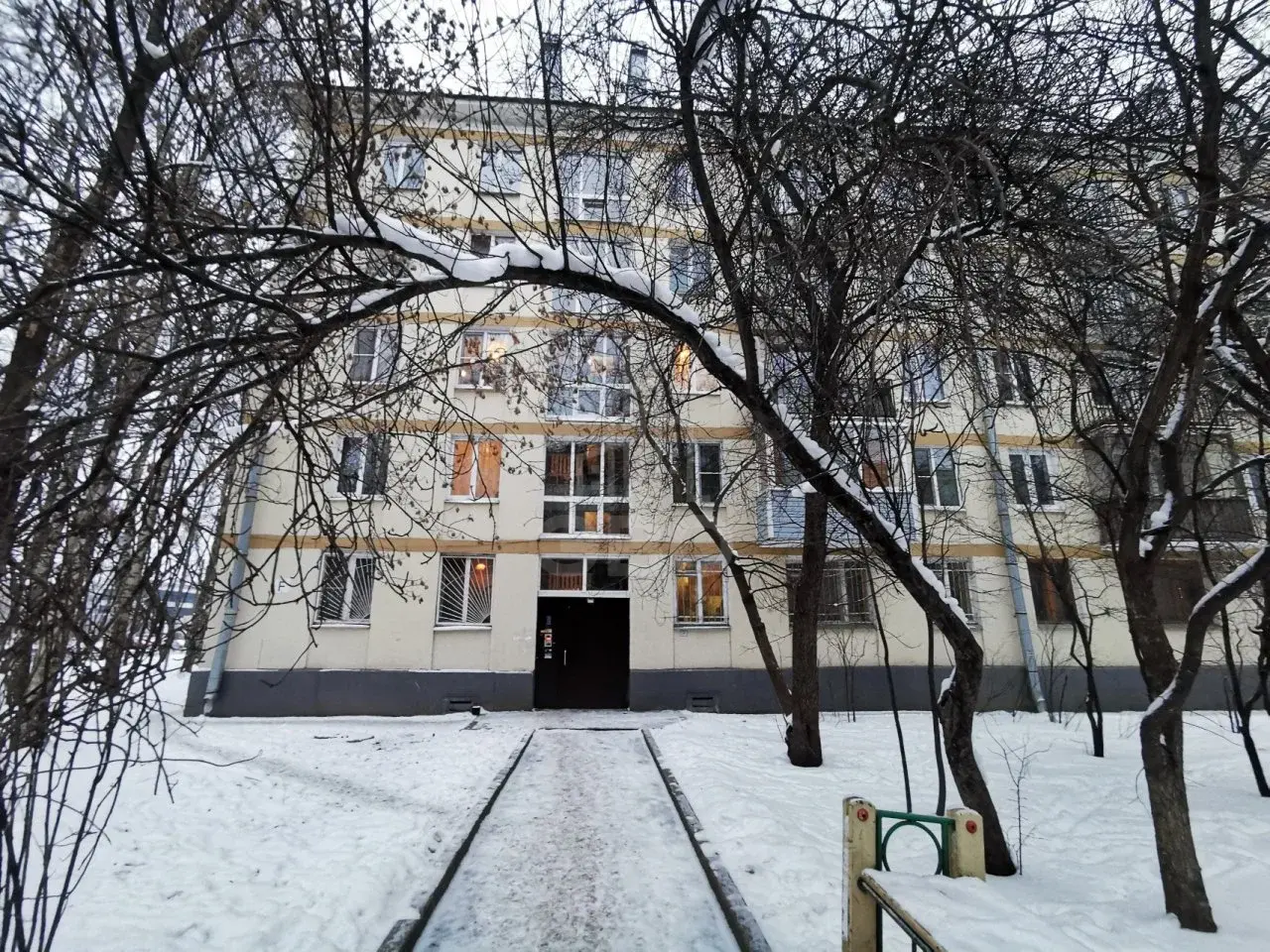 двухкомнатная квартира в Санкт-Петербурге по адресу: Благодатная ул., 15
