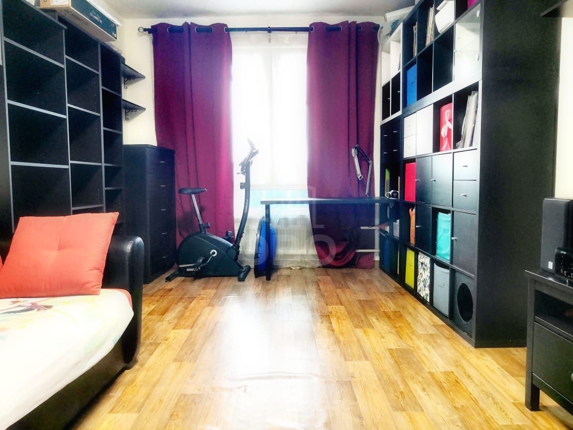 однокомнатная квартира в Санкт-Петербурге по адресу: Белышева ул., 5/6