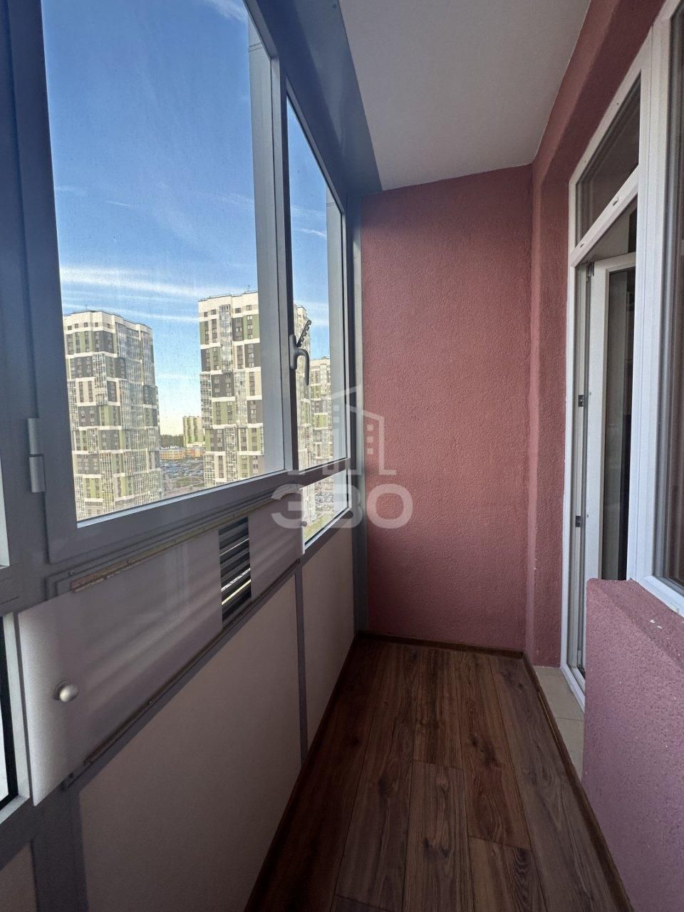 двухкомнатная квартира в Санкт-Петербурге по адресу: Кушелевская дорога., 1, к 2