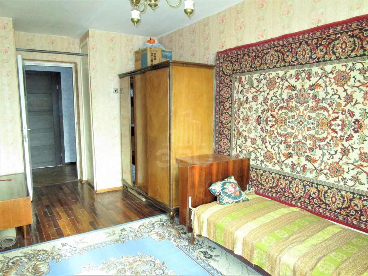 комната в Санкт-Петербурге по адресу: Ветеранов проспект, 105