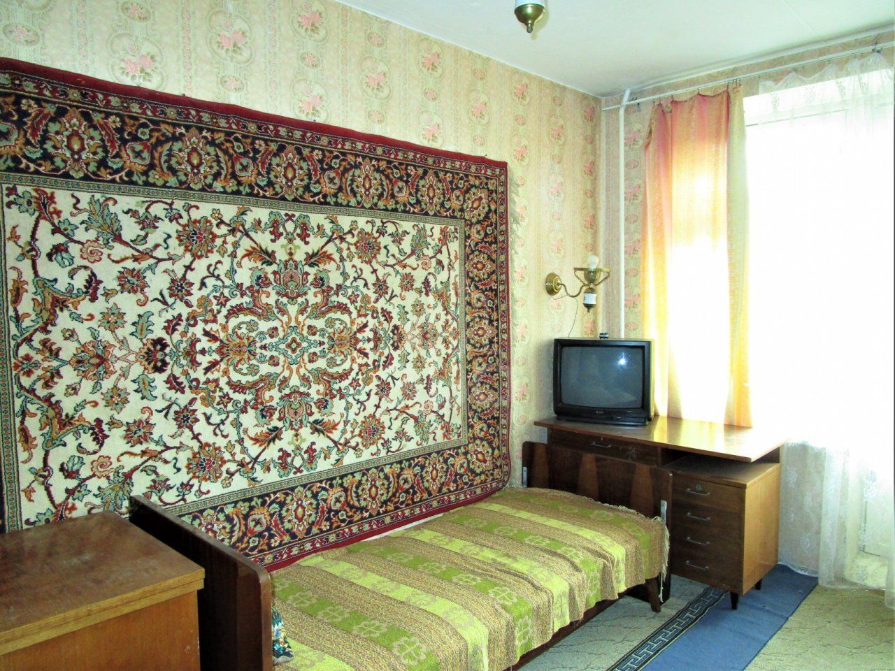 комната в Санкт-Петербурге по адресу: Ветеранов проспект, 105