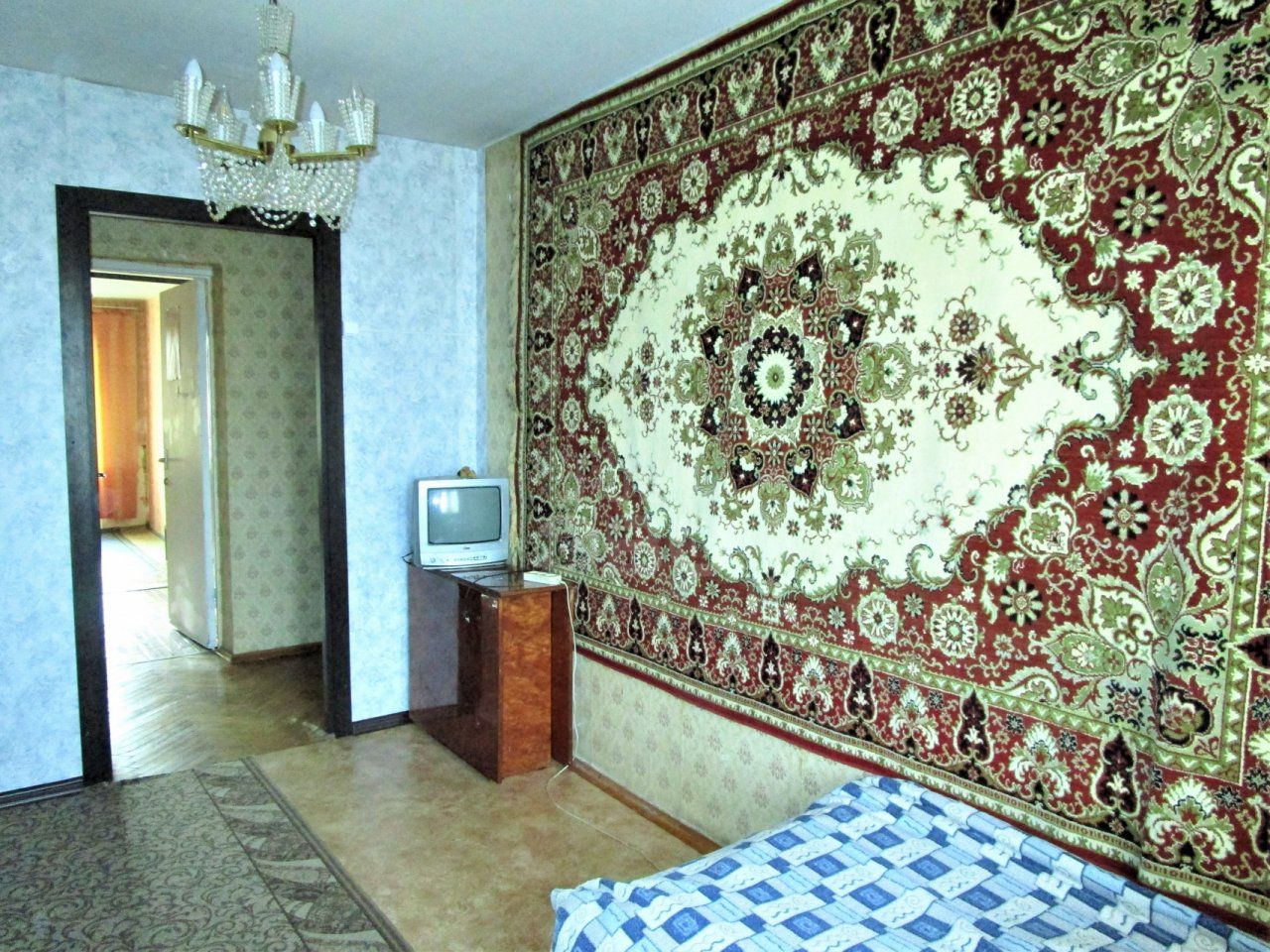 комната в Санкт-Петербурге по адресу: Ветеранов проспект, 105