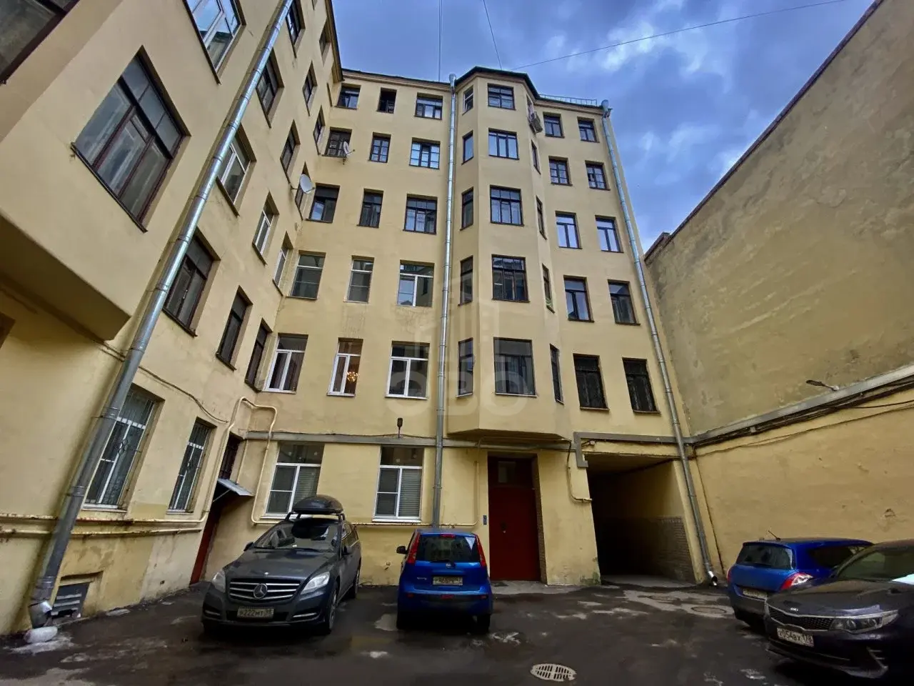 комната в Санкт-Петербурге по адресу: 12-я В.О. линия, 19