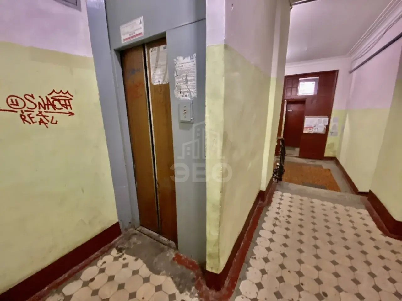комната в Санкт-Петербурге по адресу: 12-я В.О. линия, 19