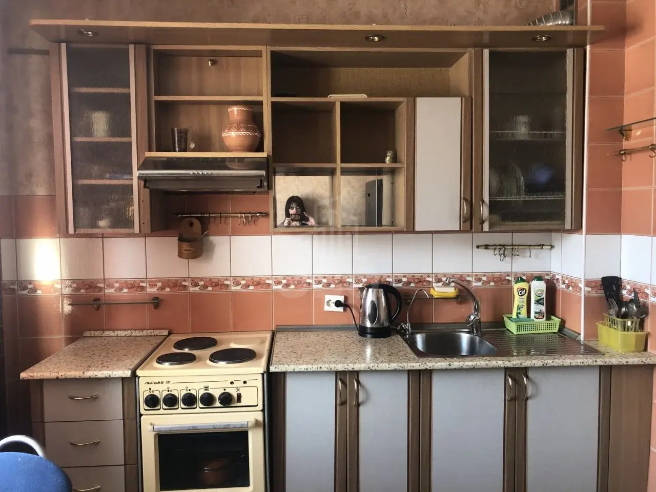 двухкомнатная квартира в Санкт-Петербурге по адресу: Десантников ул., 12, к 1