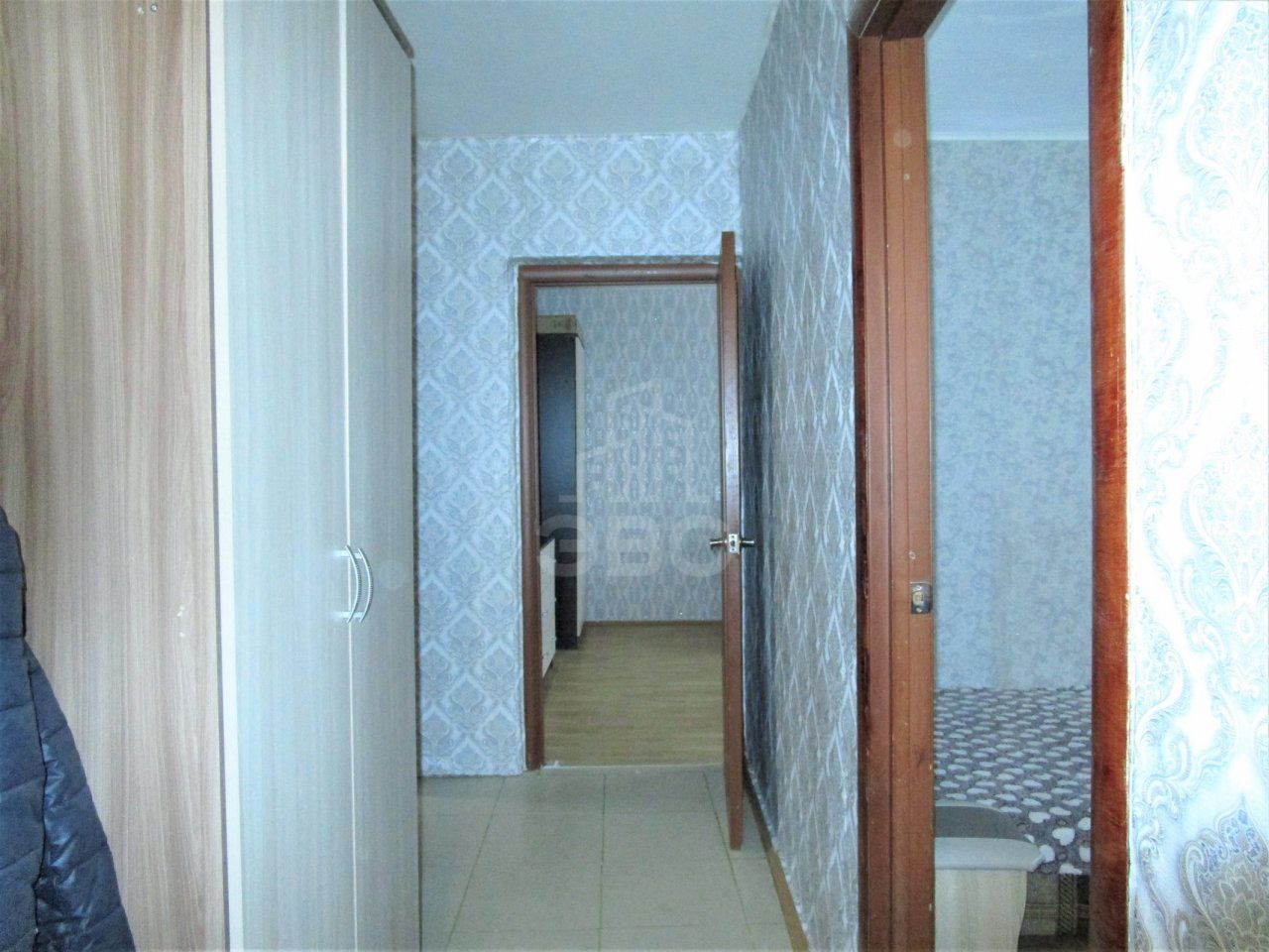 трехкомнатная квартира в Санкт-Петербурге по адресу: Генерала Симоняка ул., 4, к 1